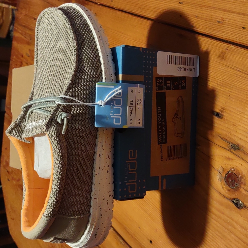 New hey dudes wally youth moon sox sahara sz y6/l7